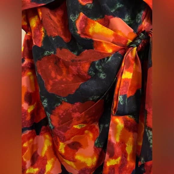 Cinq à Sept Trini Satin Floral Halter Neck Mini Wrap Dress, Size 2 - Picture 10 of 14